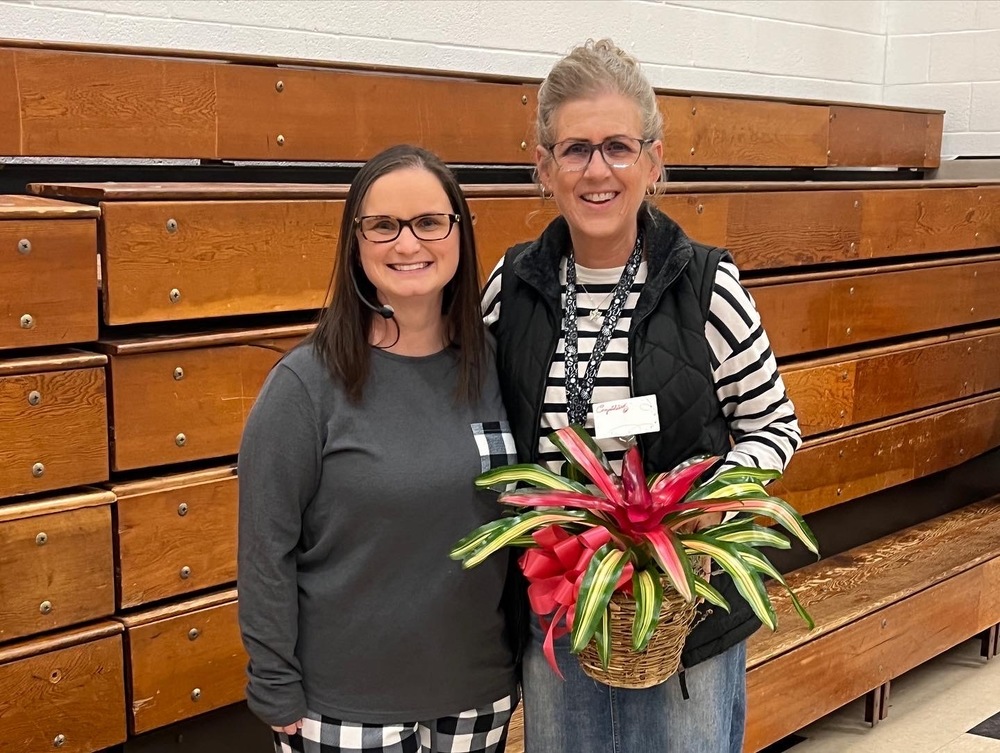 Mrs. Cutter is Named Crescent Elementary School's Teacher of the Year